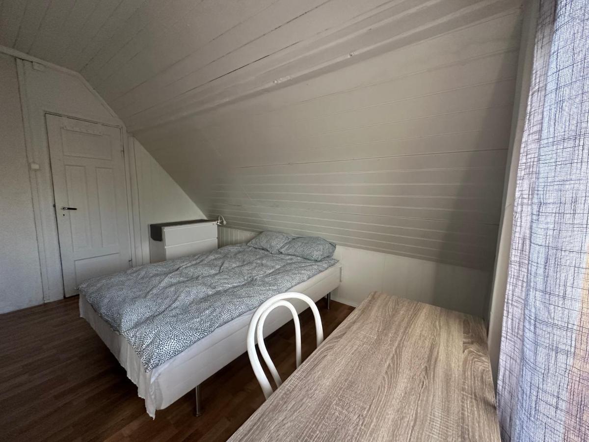 Oslo Guest House Twin & Family Room Kjeller Bagian luar foto