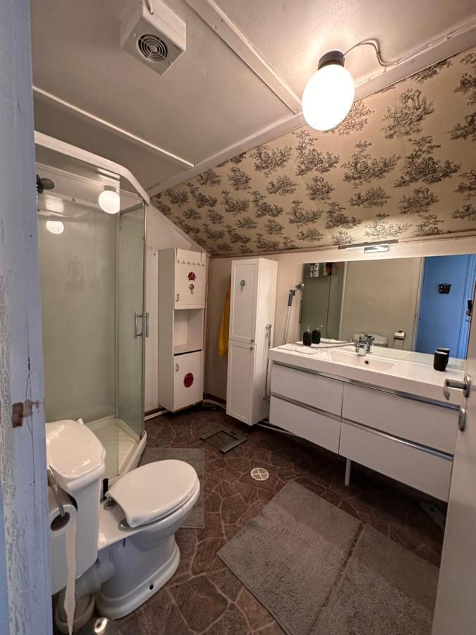 Oslo Guest House Twin & Family Room Kjeller Bagian luar foto