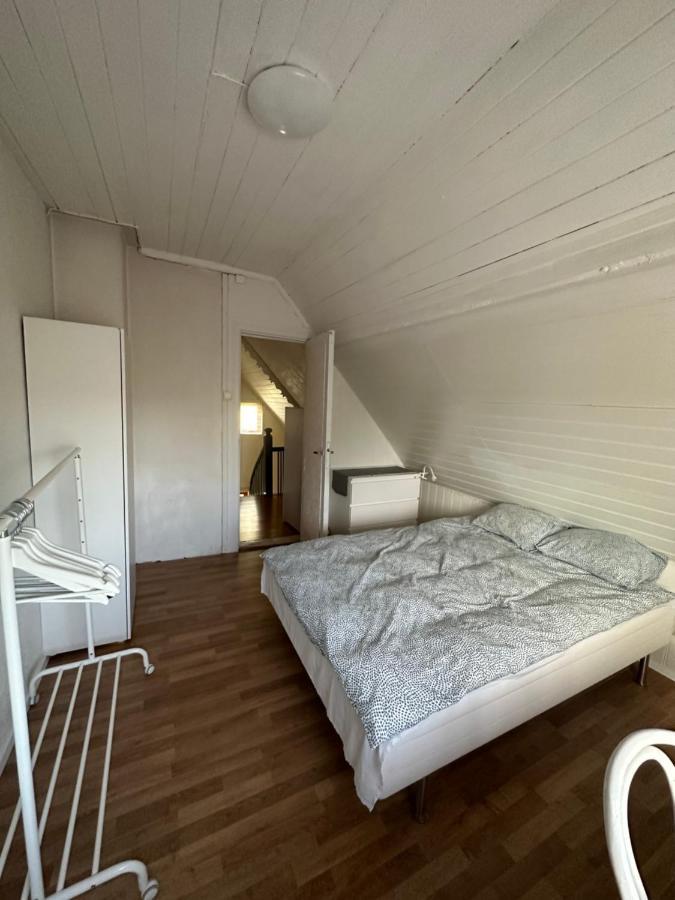 Oslo Guest House Twin & Family Room Kjeller Bagian luar foto