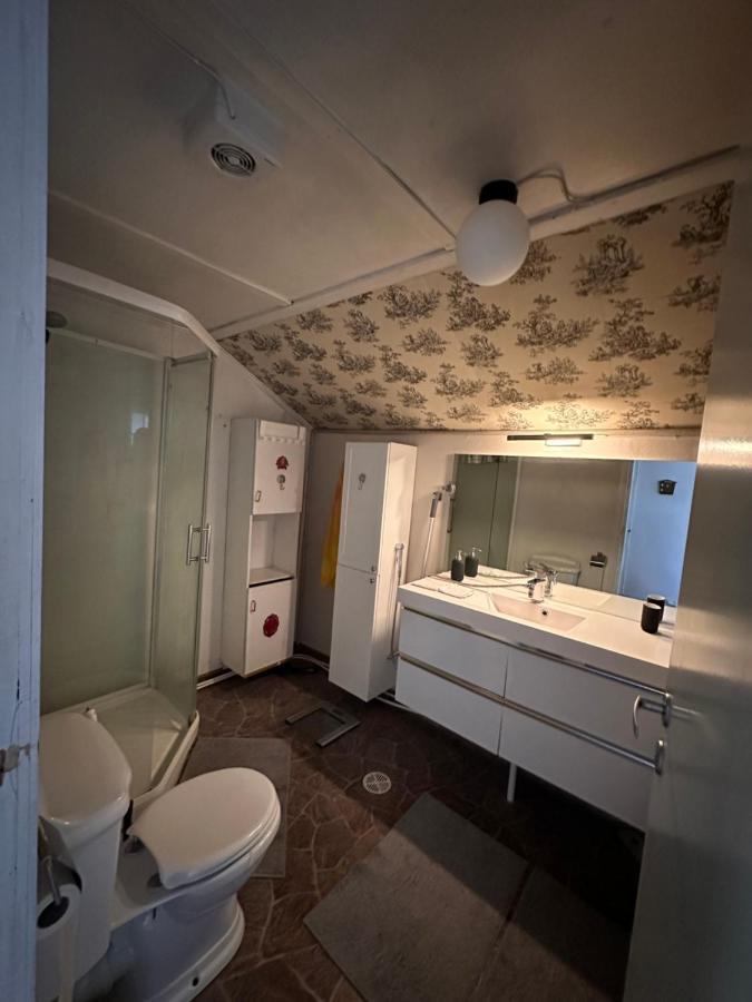 Oslo Guest House Twin & Family Room Kjeller Bagian luar foto