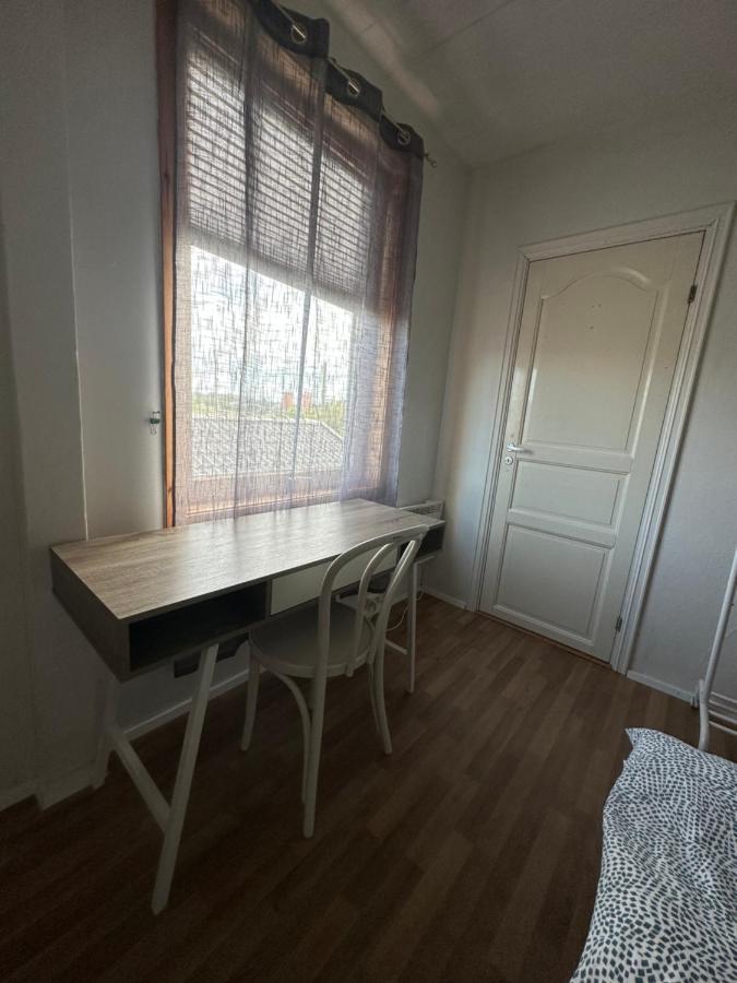 Oslo Guest House Twin & Family Room Kjeller Bagian luar foto